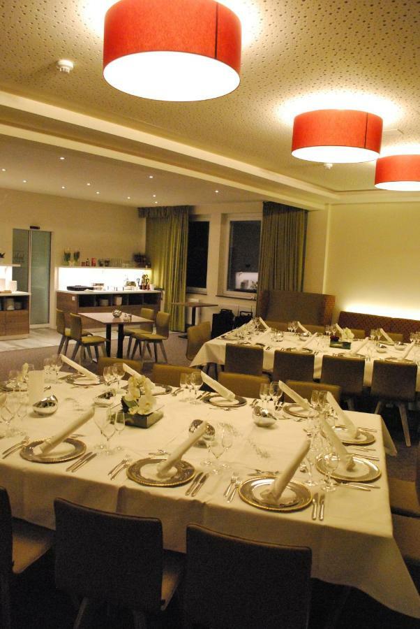 Hotel Am Berg Esslingen Esslingen am Neckar Buitenkant foto